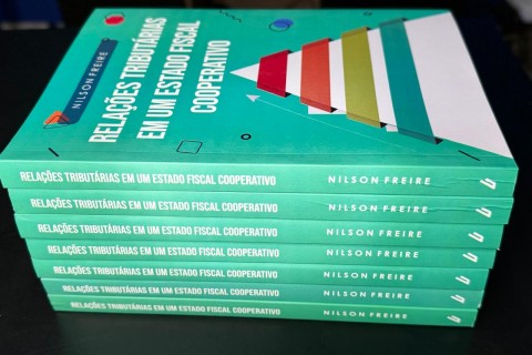 RELAÇÕES TRIBUTÁRIAS MAIS COOPERATIVAS EM VEZ DE CONFLITOS, DEFENDE NILSON FREIRE EM NOVO LIVRO