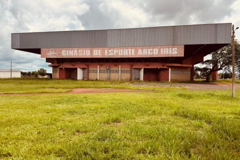 Prefeitura de Itumbiara abre concorrência de R$ 3,8 milhões para reformar Ginásio Arco Iris