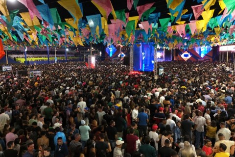 GASTOS COM TURISMO EM ITUMBIARA CRESCEM DE R$ 2 MILHÕES PARA 12 MILHÕES APÓS PANDEMIA