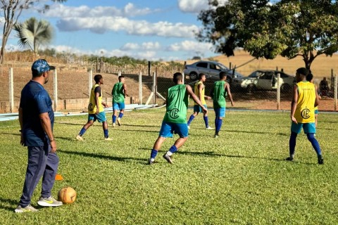 ITUMBIARA GOLEIA ÁGUA LIMPA POR 6 A 0 EM  JOGO-TREINO
