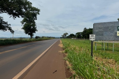 Mulher morre em colisão de moto com camionete na BR 452 e Itumbiara  já  tem 4 óbitos no ano em acidentes com motocicletas