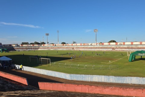 Governo de Itumbiara vai definir quem pode usar Estádio JK no campeonato goiano da terceira divisão