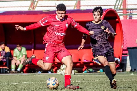 Após início na base do  Real Clube, Maradona brilha no Campeonato Paranaense sub-15 pelo Paranavaí