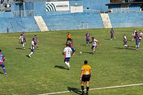 Caçula de Itumbiara vence Gigante do Vale por 1 a 0 com gol nos acréscimos