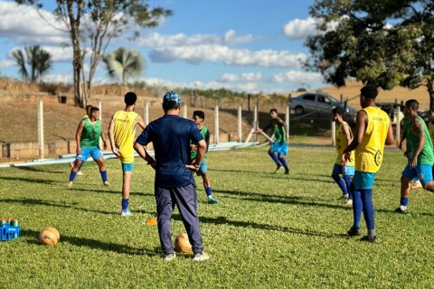 AINDA SEM DENNER NA LATERAL ESQUERDA, ITUMBIARA BUSCA VITÓRIA CONTRA O CERRADO NO JK